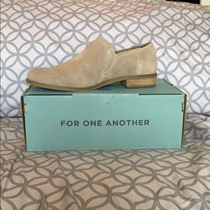 NWT Toms booties